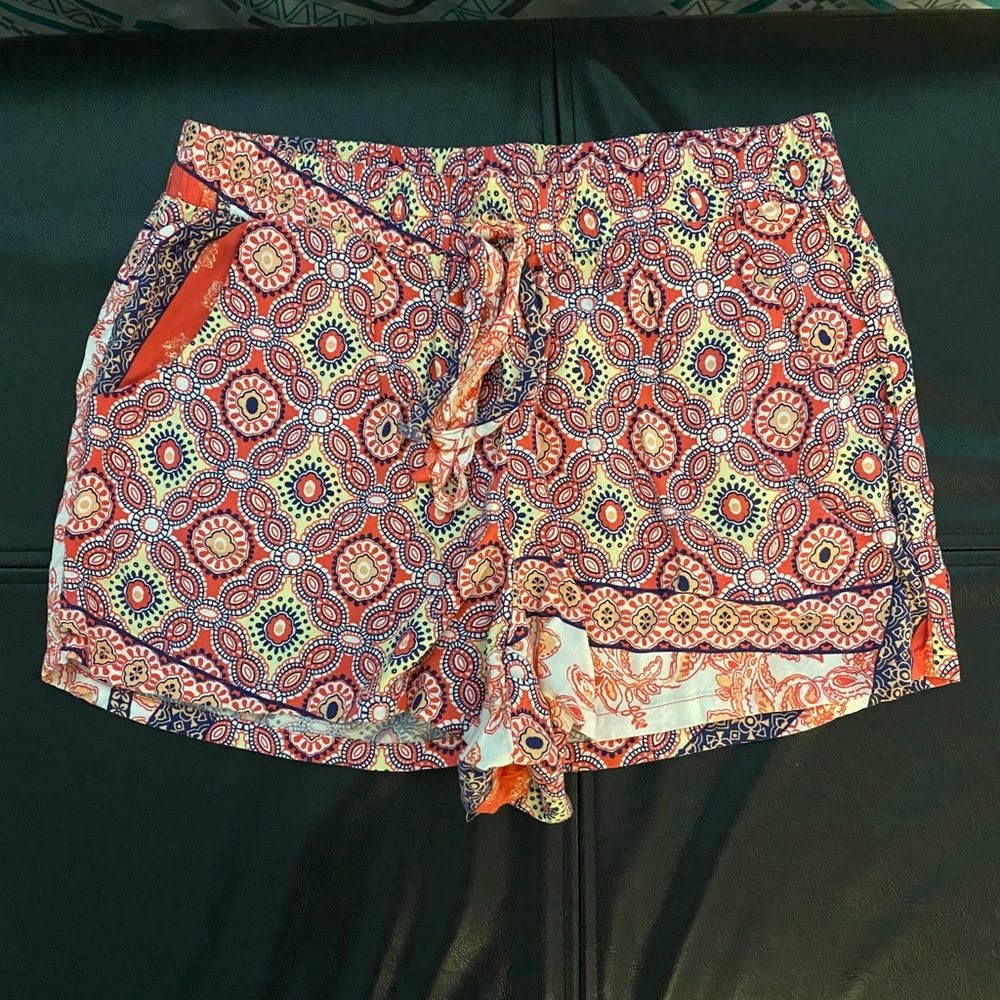 Patterned shorts